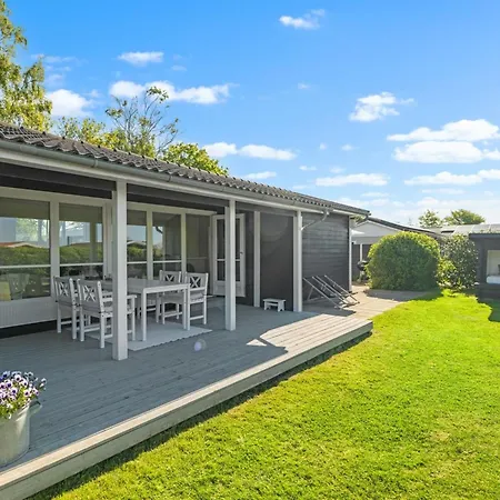 Holiday home Iven - 140m From The Sea By Interhome *